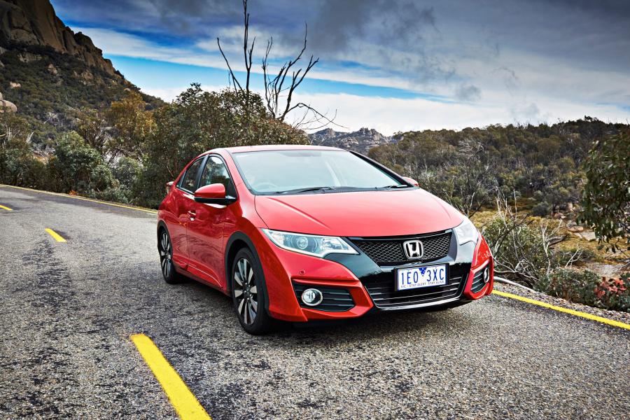 Honda Civic Hatchback 2015 года  (AU) (фото 3 из 15)